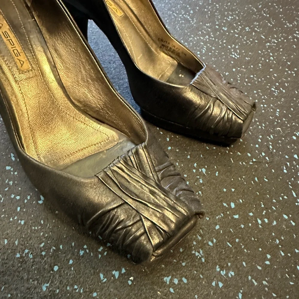 Via Spiga Black Leather Heels - Picture 11 of 11